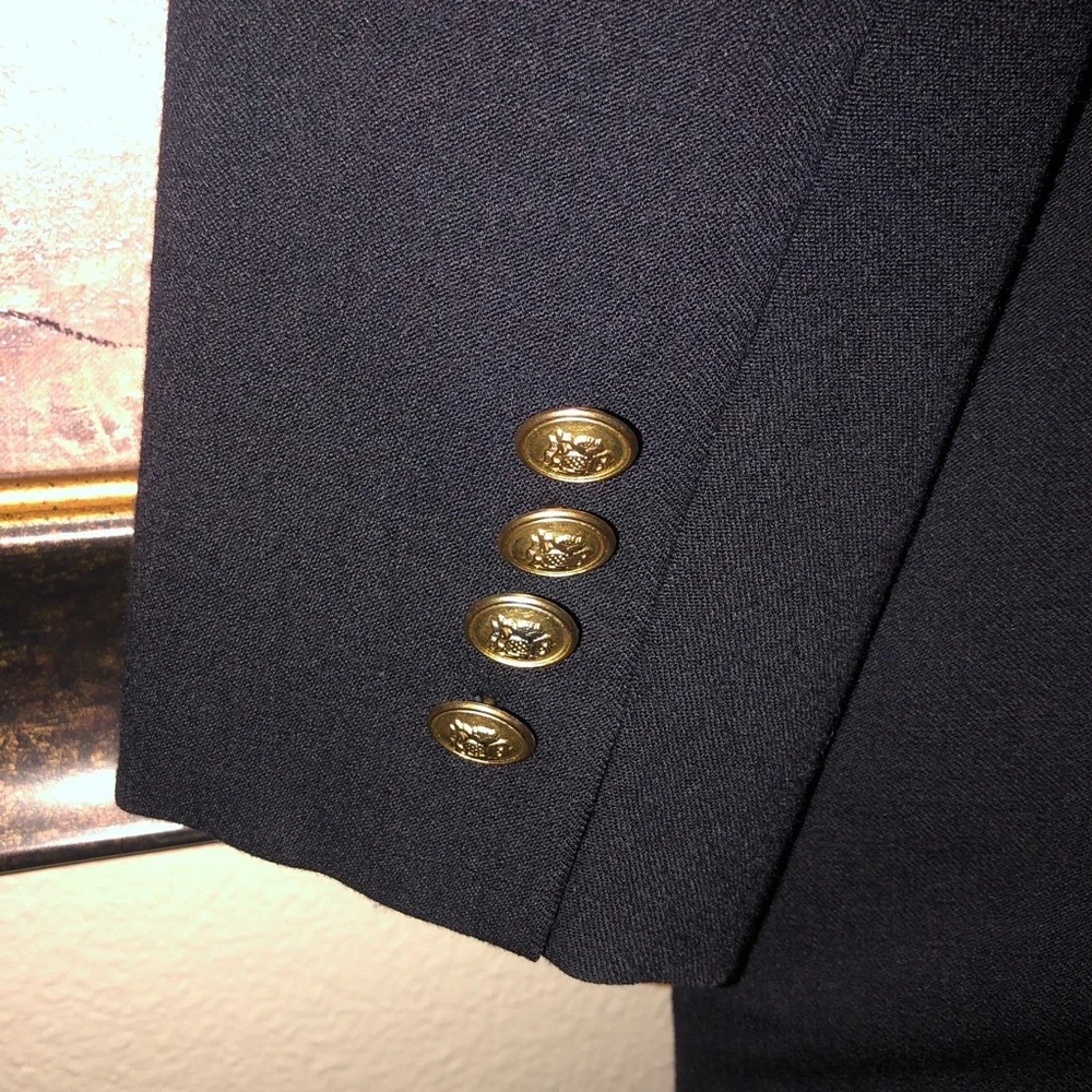 Lauren Ralph Lauren Double-Breasted Navy Blazer With Lauren Crest - Picture 6 of 11